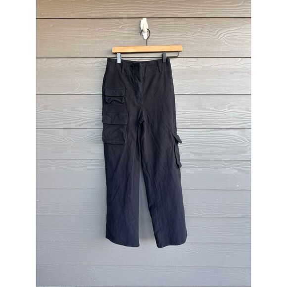 Aritzia Pants - Aritzia Wilfred Free black cargo pants